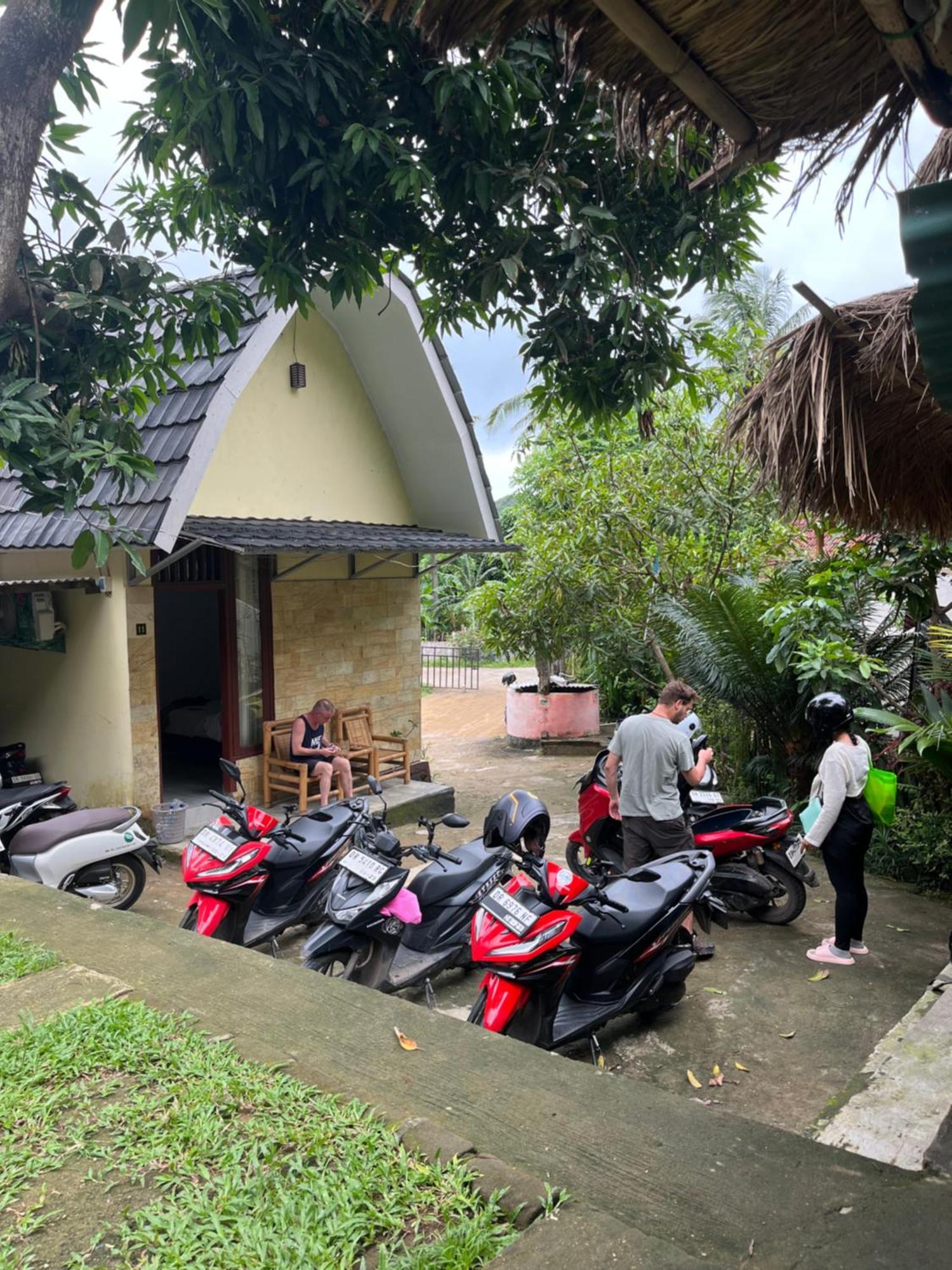 Roy Homestay Kuta Kuta  Εξωτερικό φωτογραφία